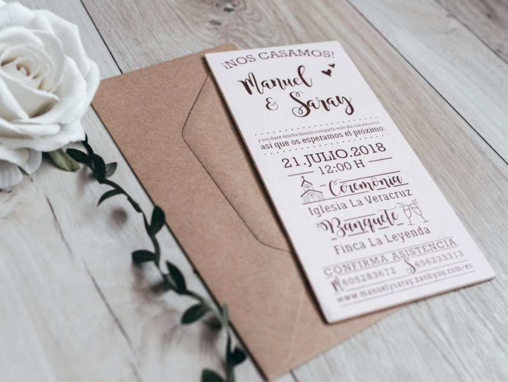 invitaciones de madera para bodas