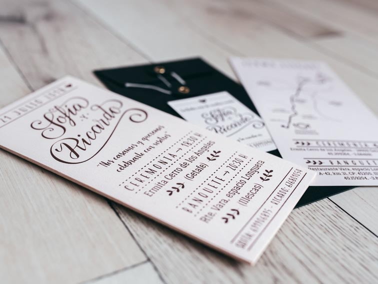 invitaciones de madera para bodas