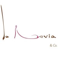 La Novia & Co. 